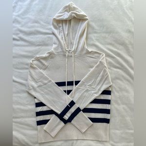 Vineyard Vines cashmere sweater